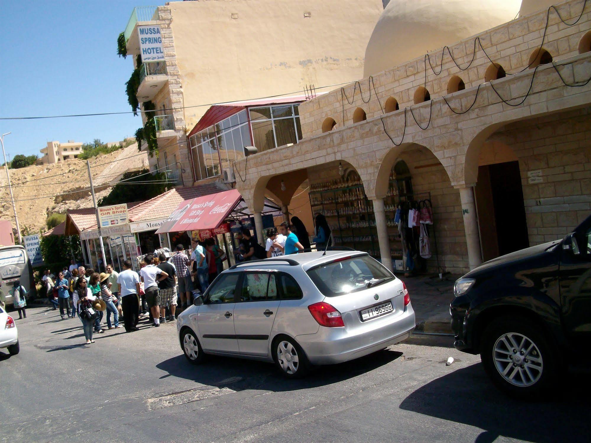 Mussa Spring Hotel Wadi Musa Exterior foto